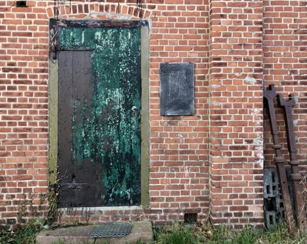 Die Tür als Werk, das Werk zur Tür.